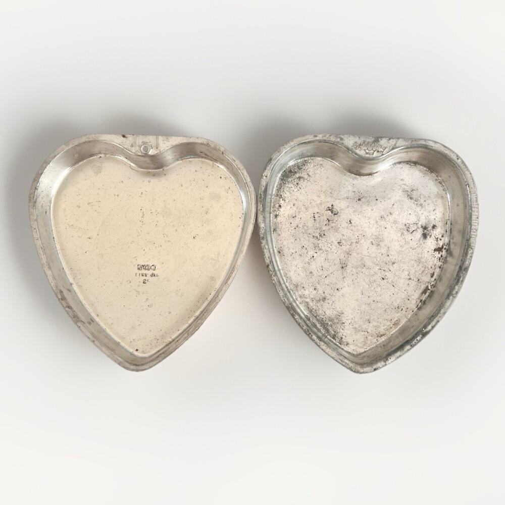 TWO Vintage Ekco + Bake King Heart Shaped Cake Pans USA 9”
